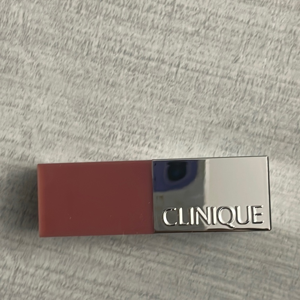 Host pick✨ NWT Clinique Bare Pop Lip-colour + primer